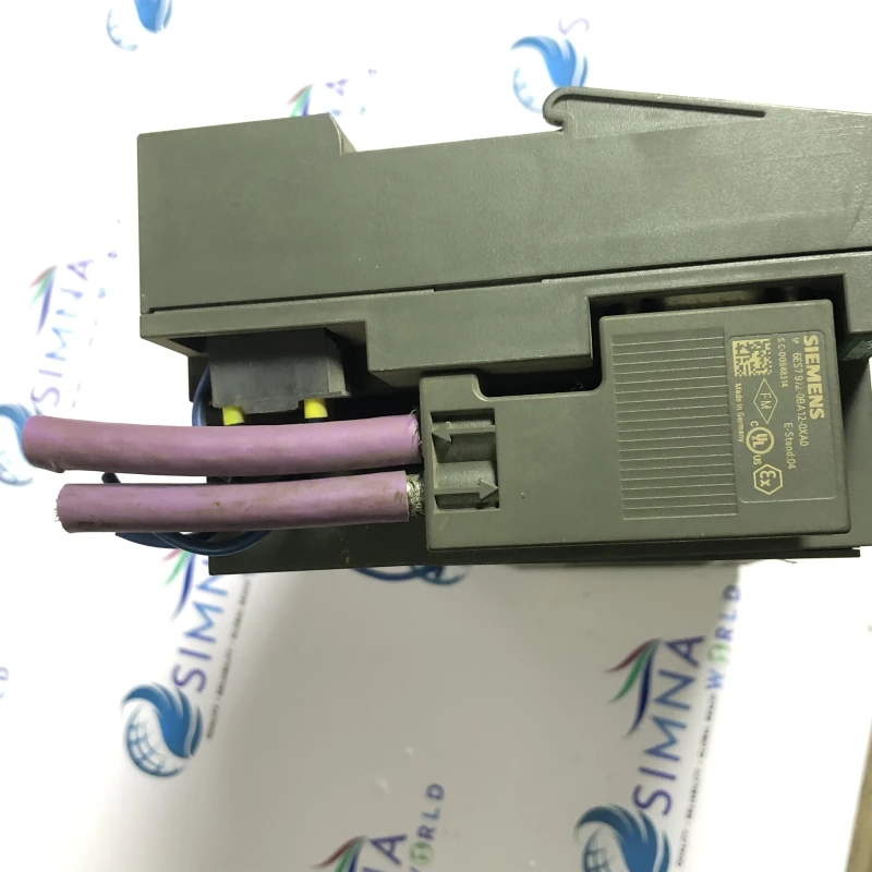 Siemens SIMATIC S7 ET200B Remote I/O Station with Terminal Modules thumbnail 10